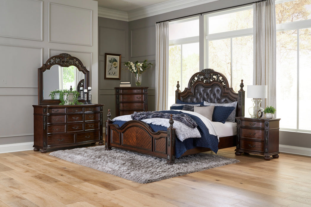 Adelina Dresser